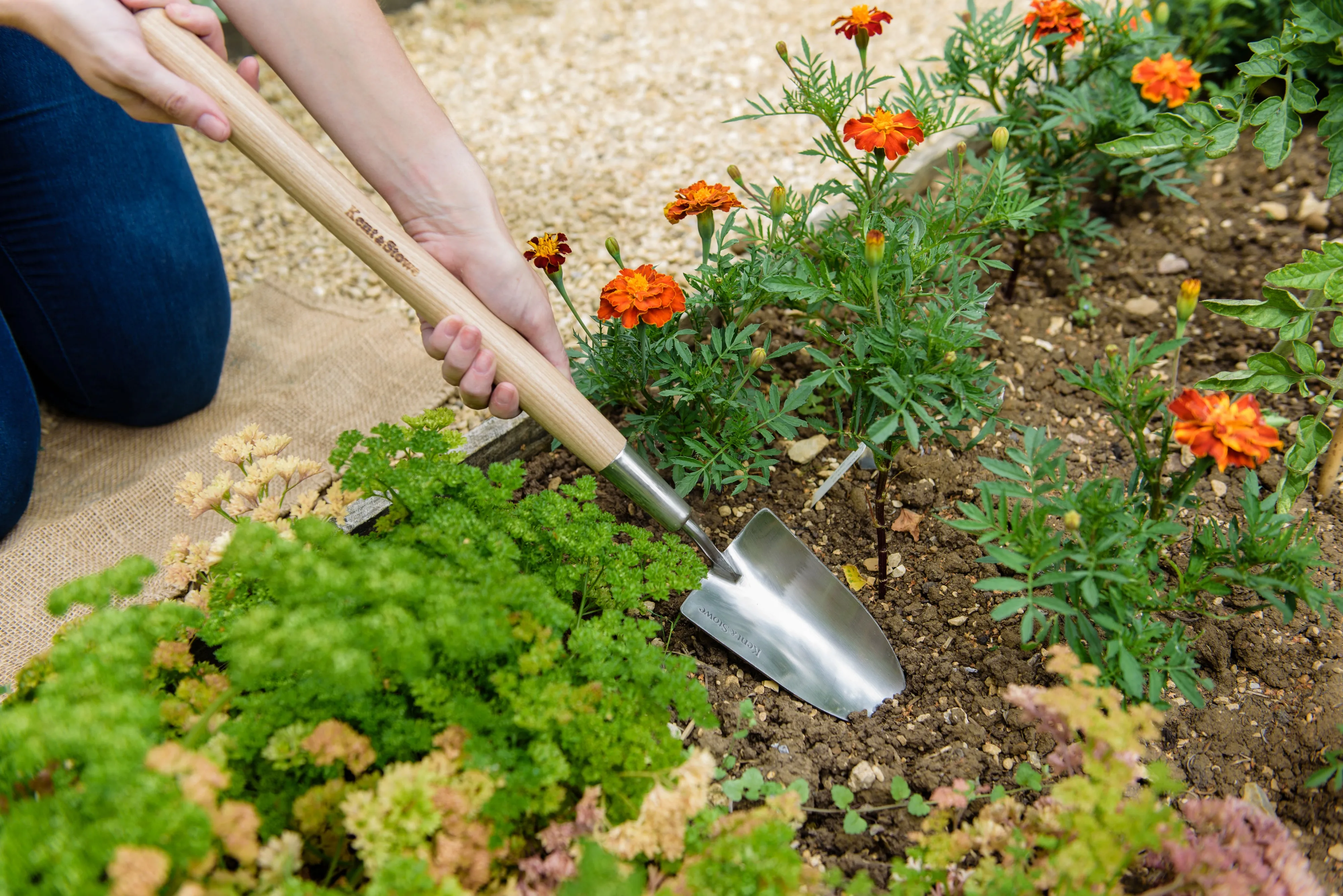 Kent & Stowe Stainless Steel Border Hand Trowel 23.5"