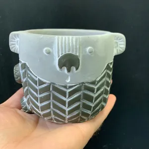 Kira the Koala Pot